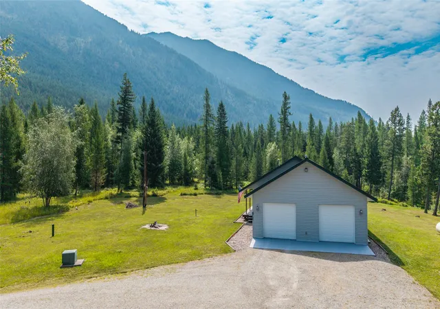 Photo 4 of Single family home for sale at 770 Spruce Mountain Rd, Columbia Falls, MT 59912 | MLS# 30075869 | Listing updated on 2026-08-08