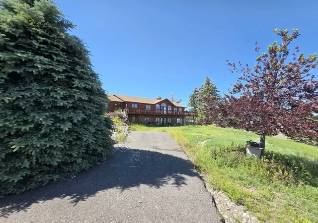Photo 1 of Single family home for sale at 160 Vista Cir, Dillon, MT 59725 | MLS# 30076005 | Listing updated on 2026-08-09