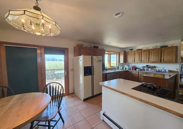 Photo 4 of Single family home for sale at 160 Vista Cir, Dillon, MT 59725 | MLS# 30076005 | Listing updated on 2026-08-09