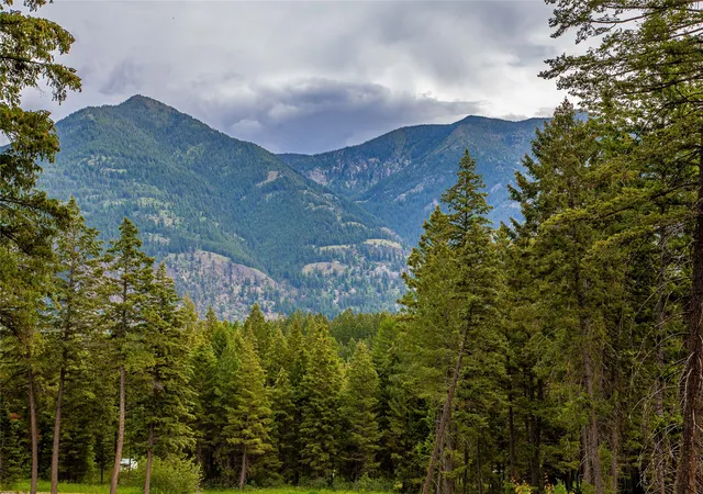 Photo 3 of Single family home for sale at 20 Wood Ridge Dr, Columbia Falls, MT 59912 | MLS# 30075704 | Listing updated on 2026-08-07