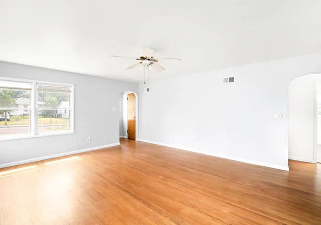 Photo 4 of Single family home for sale at 1819 6th Avenue S, Great Falls, MT 59405 | MLS# 30076069 | Listing updated on 2026-08-25