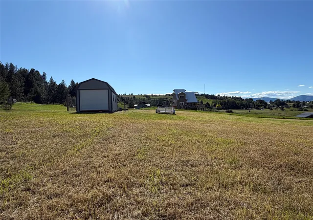 4th image of 35208 Anna Lee Ln, Polson, MT 59860 | MLS# 30076080