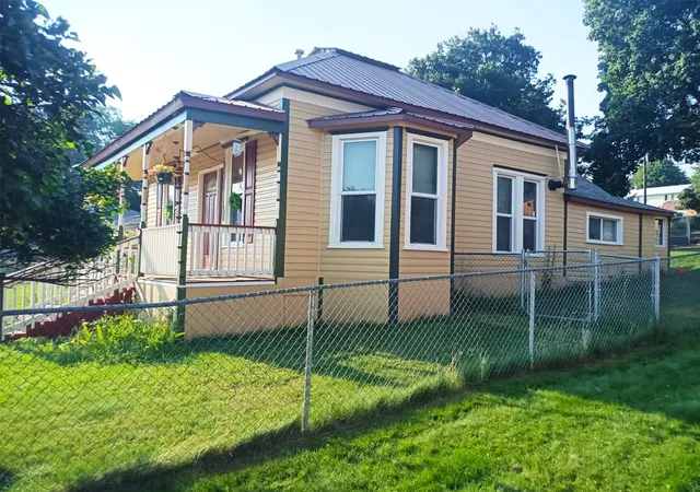 Photo 2 of Single family home for sale at 508 W Preston Ave, Thompson Falls, MT 59873 | MLS# 30076046 | Listing updated on 2026-08-20