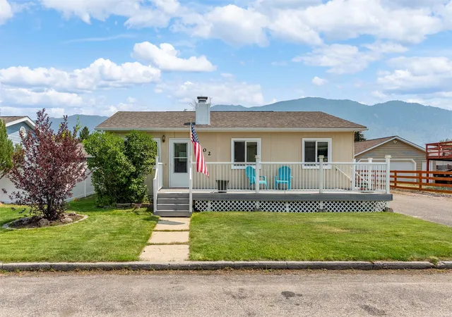 Photo 1 of Single family home for sale at 102 Star Ln, Butte, MT 59701 | MLS# 30075967 | Listing updated on 2026-08-27