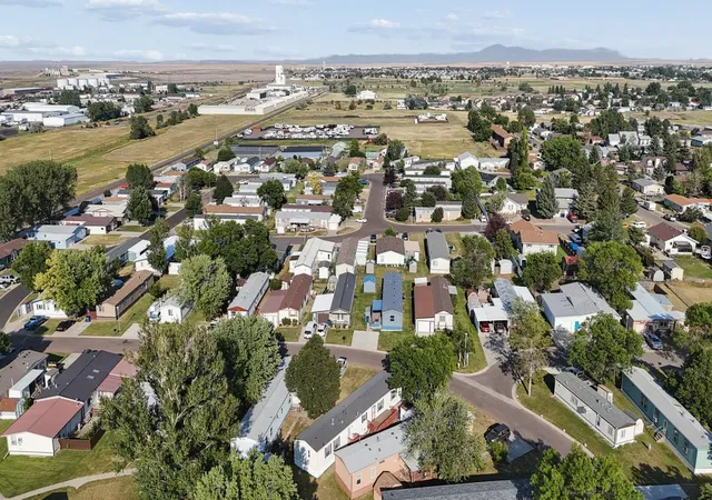 Photo 24 of Manufactured home for sale at 4157 Highwood Dr, Great Falls, MT 59405 | MLS# 30075923 | Listing updated on 2026-08-27