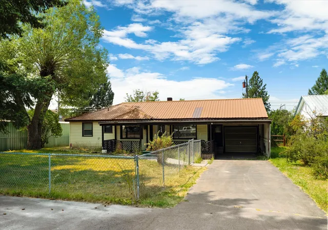 Photo 2 of Single family home for sale at 1506 4th Avenue W, Columbia Falls, MT 59912 | MLS# 30075814 | Listing updated on 2026-08-27