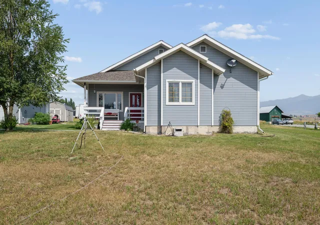 Photo 33 of Single family home for sale at 342 Overlook Dr, Eureka, MT 59917 | MLS# 30076250 | Listing updated on 2026-08-20