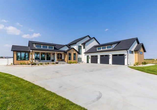 Photo 1 of Mansion for sale at 6513 Rain Lily Dr, Billings, MT 59106 | MLS# 30076142 | Listing updated on 2026-08-18