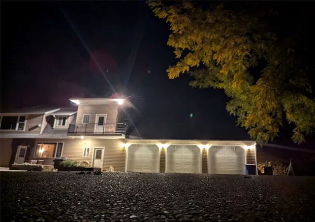 Photo 2 of Single family home for sale at 41724 Trails End Ln, Ronan, MT 59864 | MLS# 30076427 | Listing updated on 2026-09-25