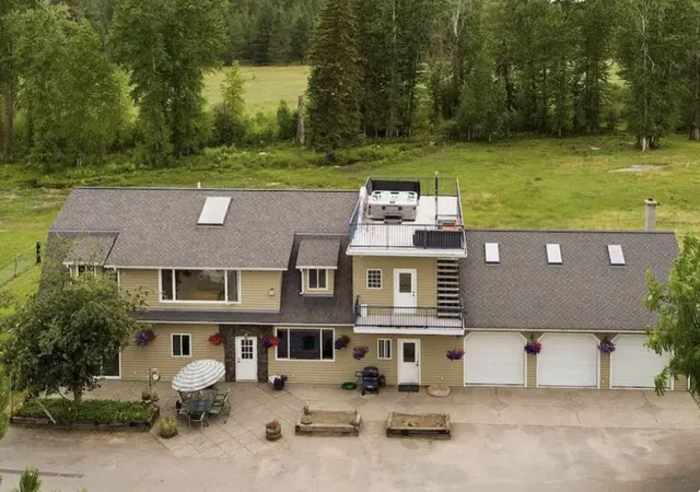 Photo 3 of Single family home for sale at 41724 Trails End Ln, Ronan, MT 59864 | MLS# 30076427 | Listing updated on 2026-09-25