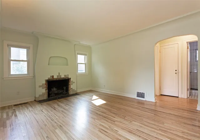 Photo 4 of Single family home for sale at 313 Woodworth Ave, Missoula, MT 59801 | MLS# 30076321 | Listing updated on 2026-08-23