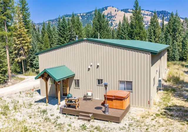 Photo 1 of Single family home for sale at 1695 Wild Bill Rd, Kila, MT 59920 | MLS# 30076251 | Listing updated on 2026-08-19