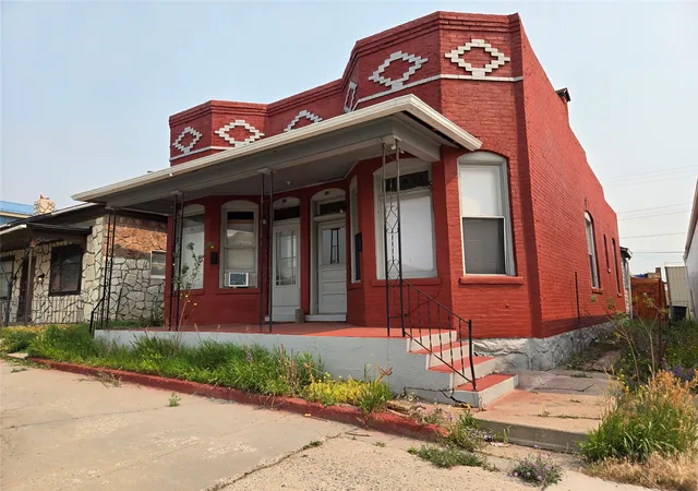 Photo 1 of Multi family home for sale at 932 Utah Ave, Butte, MT 59701 | MLS# 30076393 | Listing updated on 2026-08-18