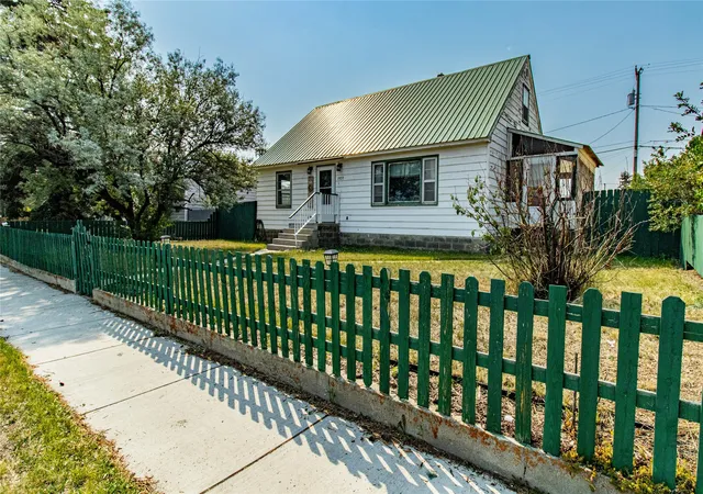 Photo 1 of Single family home for sale at 1920 Dewey Blvd, Butte, MT 59701 | MLS# 30076470 | Listing updated on 2026-08-26