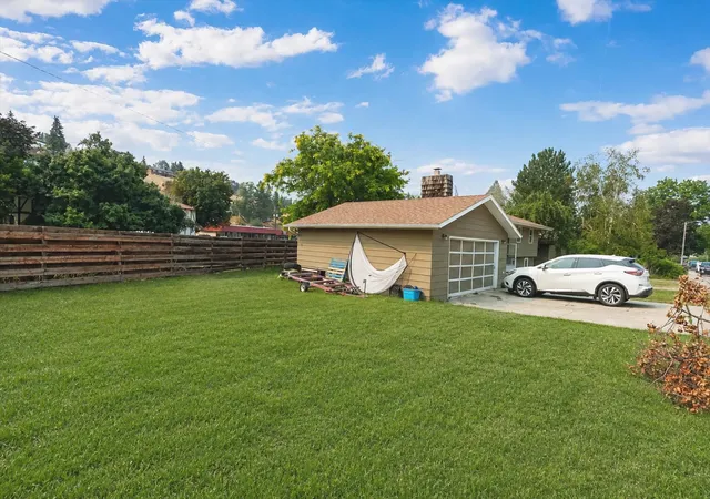 Photo 2 of Single family home for sale at 215 Dixon Ave, Missoula, MT 59801 | MLS# 30075937 | Listing updated on 2026-08-16