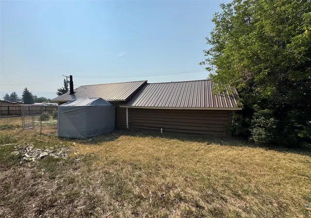 Photo 3 of Single family home for sale at 400 E Larime St, White Sulphur Springs, MT 59645 | MLS# 30076513 | Listing updated on 2026-08-10