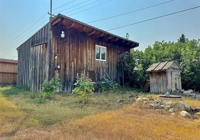 Photo 4 of Single family home for sale at 400 E Larime St, White Sulphur Springs, MT 59645 | MLS# 30076513 | Listing updated on 2026-08-10