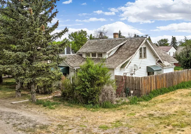 Photo 1 of Single family home for sale at 121 Central Ave S, Dutton, MT 59433 | MLS# 30076560 | Listing updated on 2026-08-11