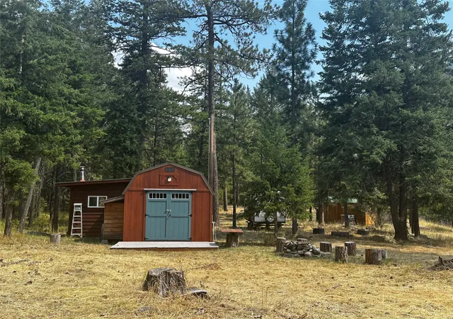 Photo 2 of Single family home for sale at 12 Trap Clb Ln, Thompson Falls, MT 59873 | MLS# 30076624 | Listing updated on 2026-08-13