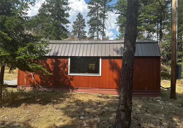 Photo 4 of Single family home for sale at 12 Trap Clb Ln, Thompson Falls, MT 59873 | MLS# 30076624 | Listing updated on 2026-08-13