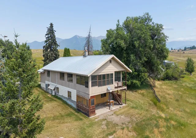 Photo 2 of Single family home for sale at 222 Lundeen Rd, Eureka, MT 59917 | MLS# 30076720 | Listing updated on 2026-08-20
