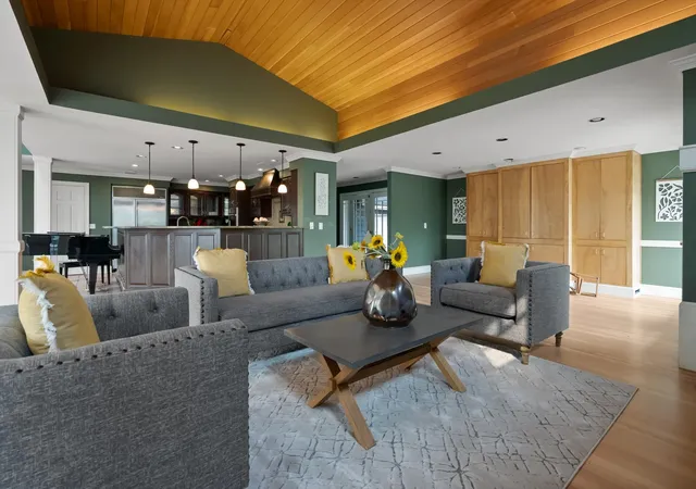 Photo 3 of Mansion for sale at 358 Orchard Ln, Kalispell, MT 59901 | MLS# 30076353 | Listing updated on 2026-08-18