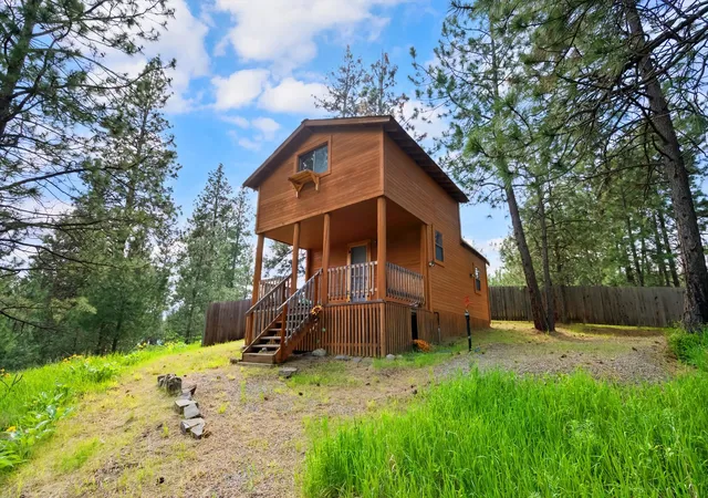 Photo 3 of Single family home for sale at 300 Peaceful Dr, Bigfork, MT 59911 | MLS# 30076351 | Listing updated on 2026-08-21