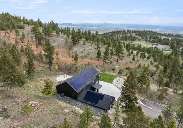 Photo 2 of Single family home for sale at 10 Martinez Gulch Rd, Clancy, MT 59634 | MLS# 30076653 | Listing updated on 2026-08-17