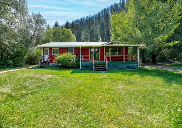Photo 3 of Single family home for sale at 7140 Trout Crk Rd, Helena, MT 59602 | MLS# 30076822 | Listing updated on 2026-08-16
