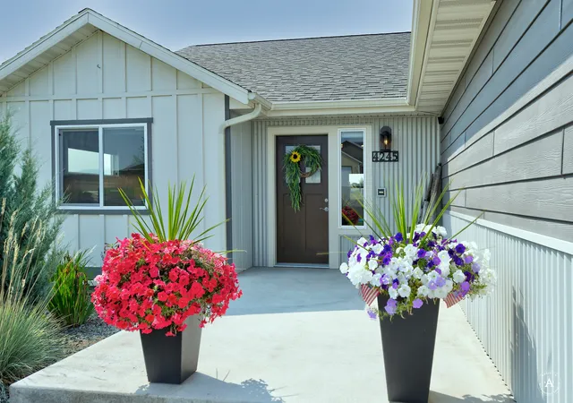 Photo 2 of Single family home for sale at 4245 Berkshire Rd, East Helena, MT 59635 | MLS# 30076669 | Listing updated on 2026-08-24