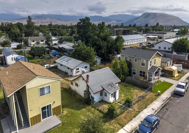 Photo 1 of Single family home for sale at 1840 Burlington Ave, Missoula, MT 59801 | MLS# 30076854 | Listing updated on 2026-08-21