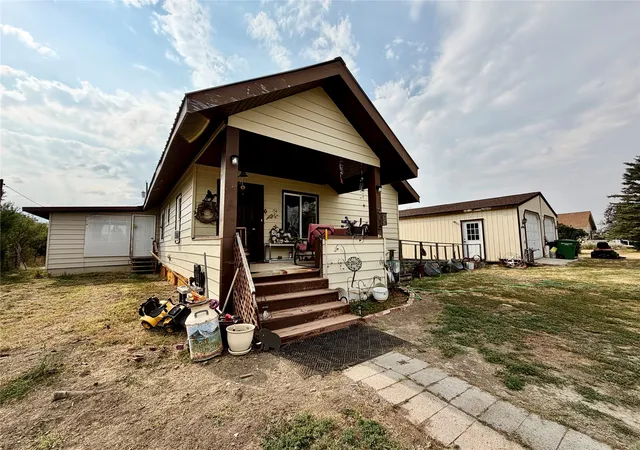 Photo 3 of Single family home for sale at 154 Patterson St, Geraldine, MT 59446 | MLS# 30076990 | Listing updated on 2026-08-18