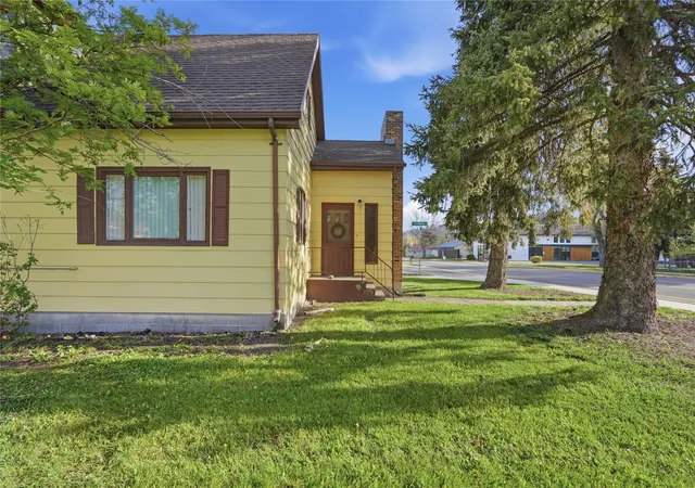 Photo 1 of Multi family home for sale at 621 N Rouse Ave, Bozeman, MT 59715 | MLS# 30077010 | Listing updated on 2026-08-19