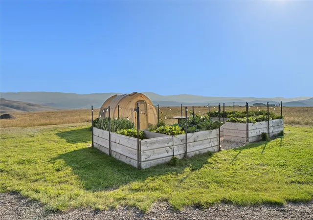 Photo 5 of Single family home for sale at 960 Eagle Crst Way, Gold Creek, MT 59733 | MLS# 30076993 | Listing updated on 2026-08-21