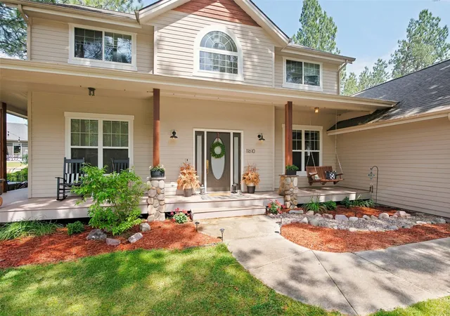 Photo 2 of Single family home for sale at 11610 Cattail Way, Missoula, MT 59802 | MLS# 30076957 | Listing updated on 2026-08-27