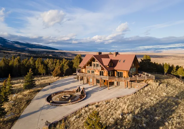 Photo 131 of Mansion for sale at 1380 Glacier View Dr, Deer Lodge, MT 59722 | MLS# 30076941 | Listing updated on 2026-08-25