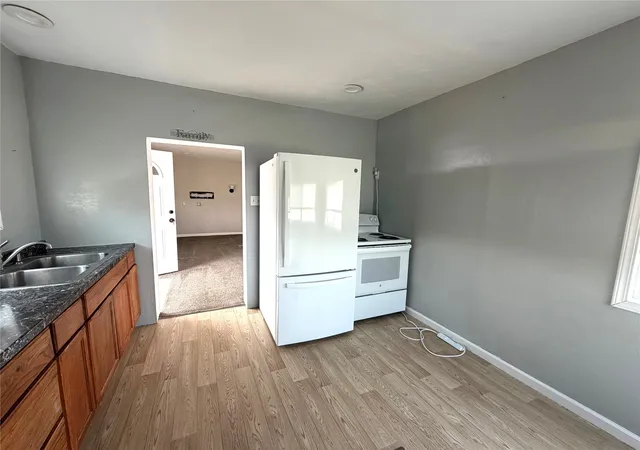 Photo 5 of Single family home for sale at 1319 Eisenhower Ave N, Great Falls, MT 59404 | MLS# 30077059 | Listing updated on 2026-08-27
