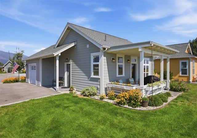 2nd image of 320 Mansion View Loop, Hamilton, MT 59840 | MLS# 30076705