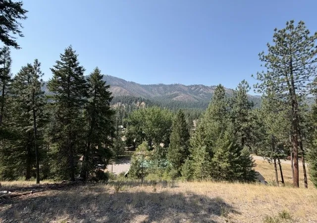 Photo 2 of Single family home for sale at 888 Riverbend Rd, Superior, MT 59872 | MLS# 30077110 | Listing updated on 2026-08-21