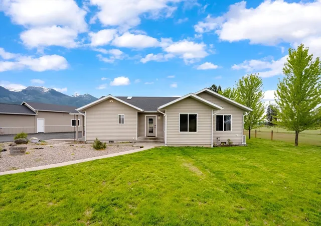 Photo 3 of Single family home for sale at 34105 Mud Lake Trl, Polson, MT 59860 | MLS# 30077086 | Listing updated on 2026-08-21
