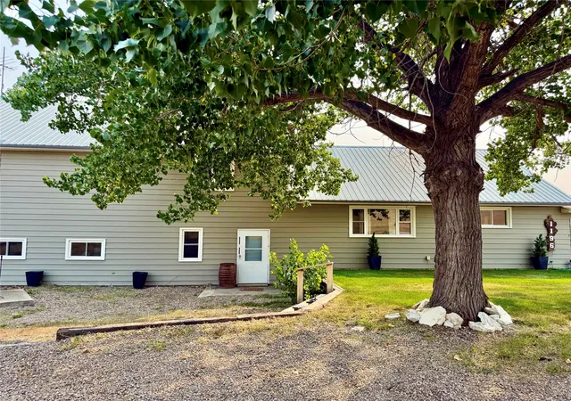 Photo 4 of Single family home for sale at 1196 Hwy 386, Fort Benton, MT 59442 | MLS# 30077179 | Listing updated on 2026-08-21