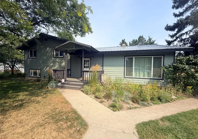 Photo 3 of Single family home for sale at 604 W 3rd St, Plains, MT 59859 | MLS# 30077188 | Listing updated on 2026-08-27