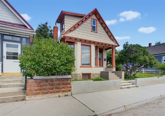 Photo 1 of Single family home for sale at 1005 W Park St, Butte, MT 59701 | MLS# 30077272 | Listing updated on 2026-08-24
