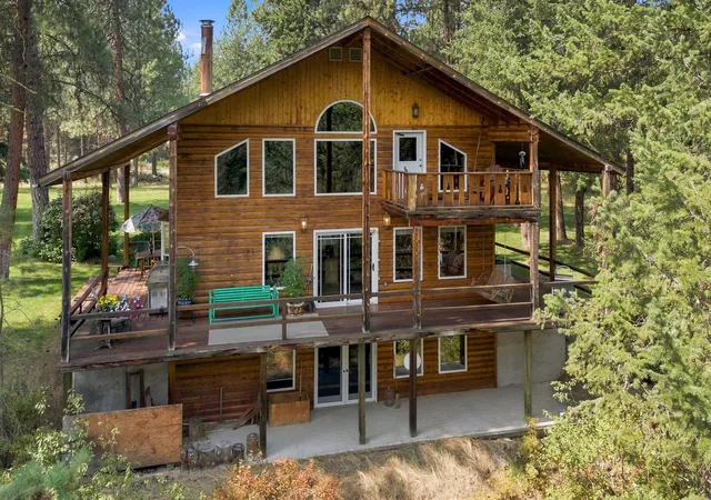 Photo 3 of Single family home for sale at 203 E River Ridge Ln, Superior, MT 59872 | MLS# 30076325 | Listing updated on 2026-08-24