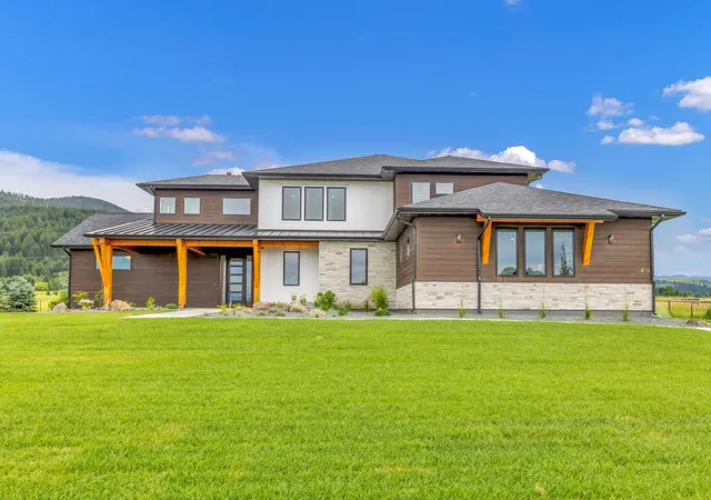 Photo 1 of Single family home for sale at 442 Balsam Dr, Bozeman, MT 59718 | MLS# 30077297 | Listing updated on 2026-08-25