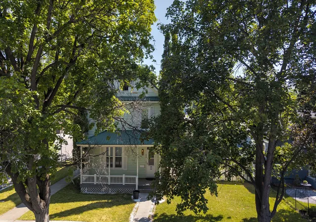 Photo 3 of Single family home for sale at 300 S 4th St, Hamilton, MT 59840 | MLS# 30077122 | Listing updated on 2026-08-27