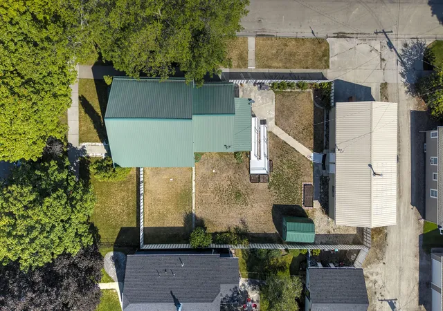 Photo 3 of Single family home for sale at 300 S 4Th St, Hamilton, MT 59840 | MLS# 30077122 | Listing updated on 2026-10-04