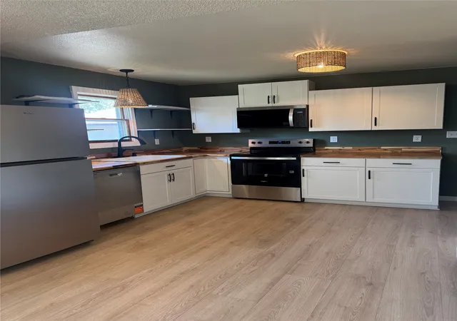 Photo 2 of Single family home for sale at 7105 Whitetail Wy, Helena, MT 59602 | MLS# 30077370 | Listing updated on 2026-08-27