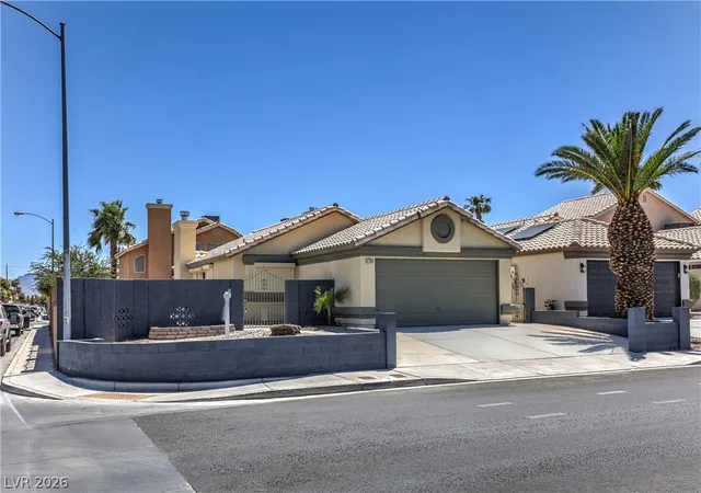 3rd image of 5783 Ballinger Dr, Las Vegas, NV 89142 | MLS# 2805483