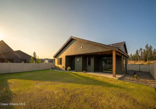 Photo 3 of Single family home for sale at 974 E Steeple Chase Rd, Hayden, ID 83835 | MLS# 26-1366 | Listing updated on 2026-10-17